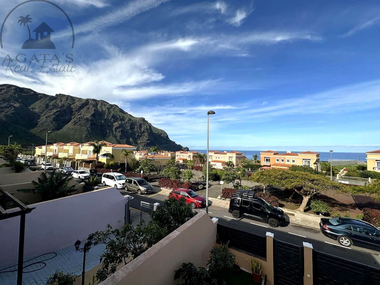 3 bedroom Villa for sale in Buenavista del Norte with pool garage - € 350,000 (Ref: 9501786)