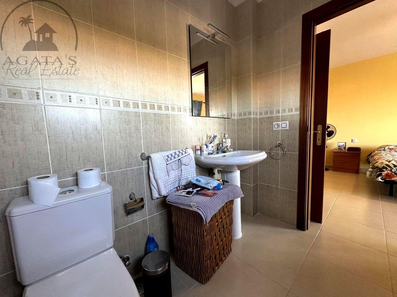 3 bedroom Villa for sale in Buenavista del Norte with pool garage - € 350,000 (Ref: 9501786)