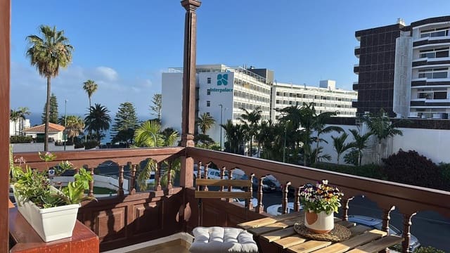 Flat te koop in Puerto de la Cruz met zwembad - € 219.500 (Ref: 9559441)