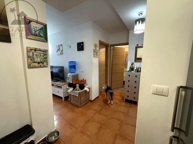 1 camera da letto Appartamento in vendita in La Camella, Arona con garage - 195.000 € (Rif: 9560805)