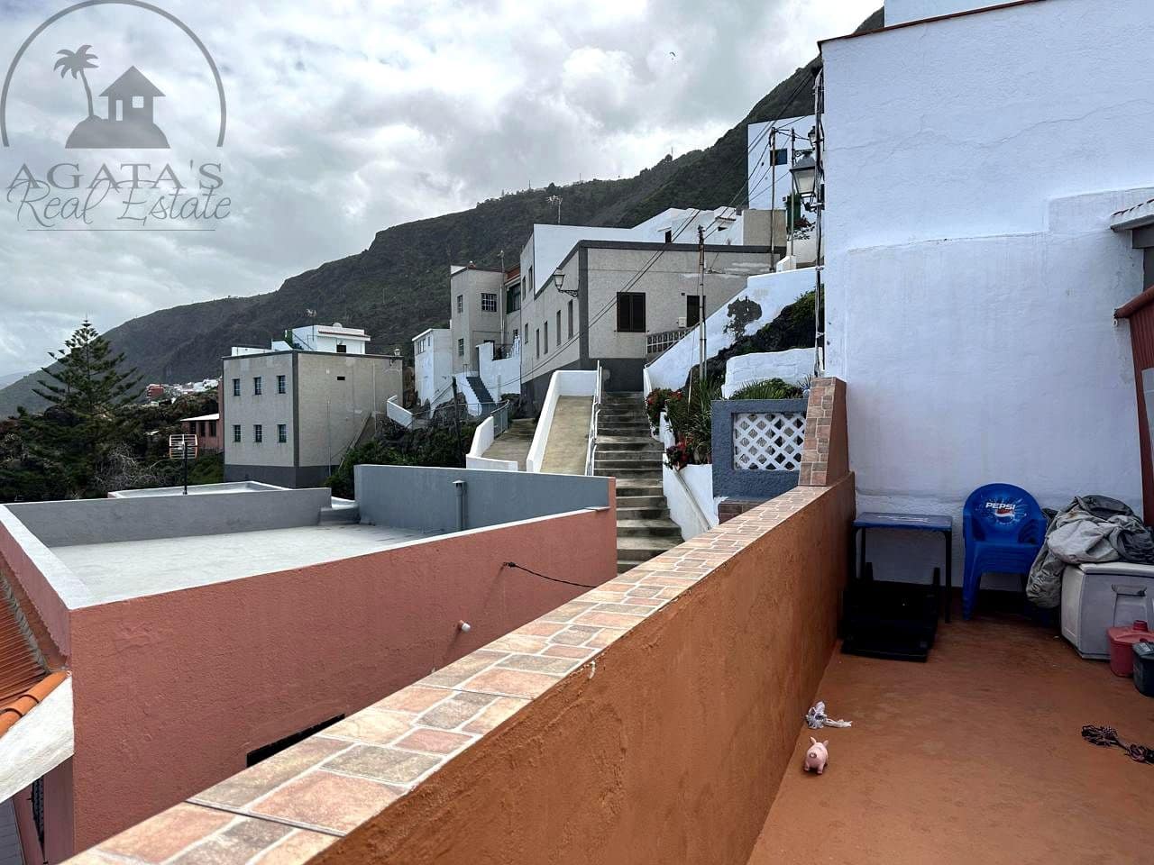 Chalet de 3 habitaciones en Garachico en venta - 325.000 € (Ref: 9573806)
