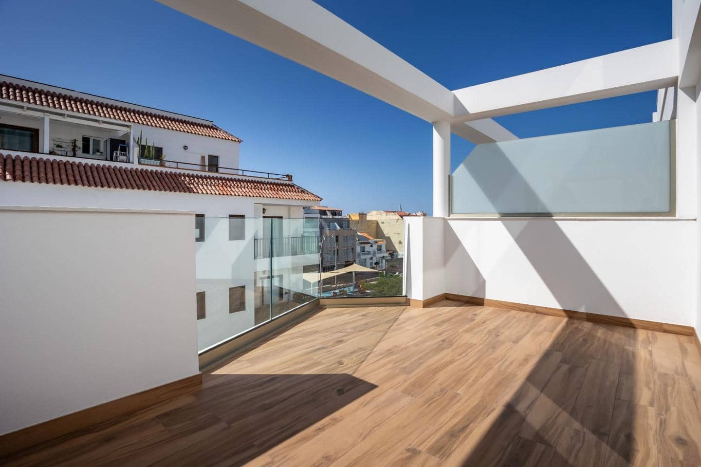 2 camera da letto Appartamento in vendita in Santiago del Teide con piscina garage - 445.000 € (Rif: 9575457)