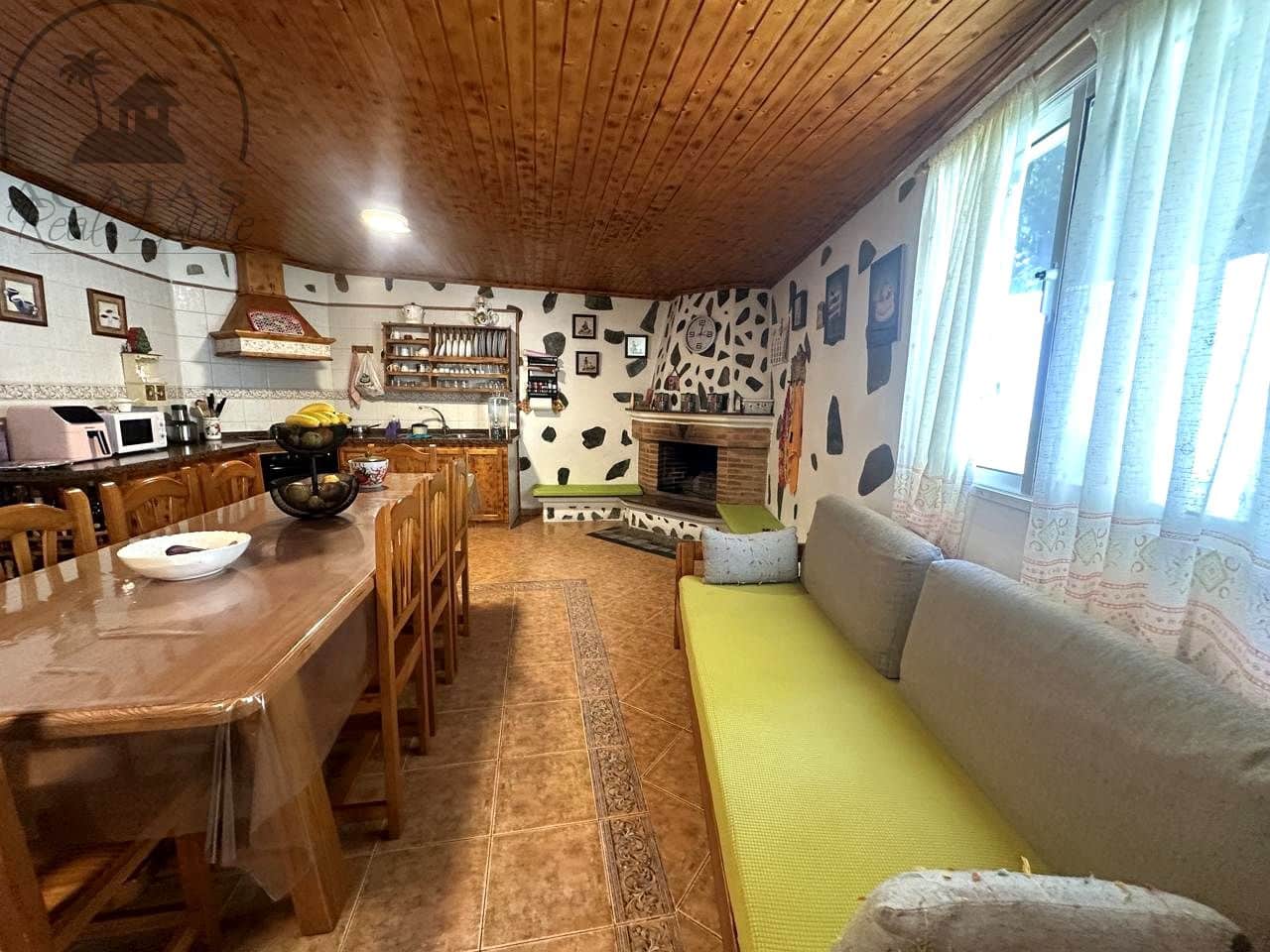 7 sovrum Villa till salu i Icod de los Vinos med garage - 650 000 € (Ref: 9592016)