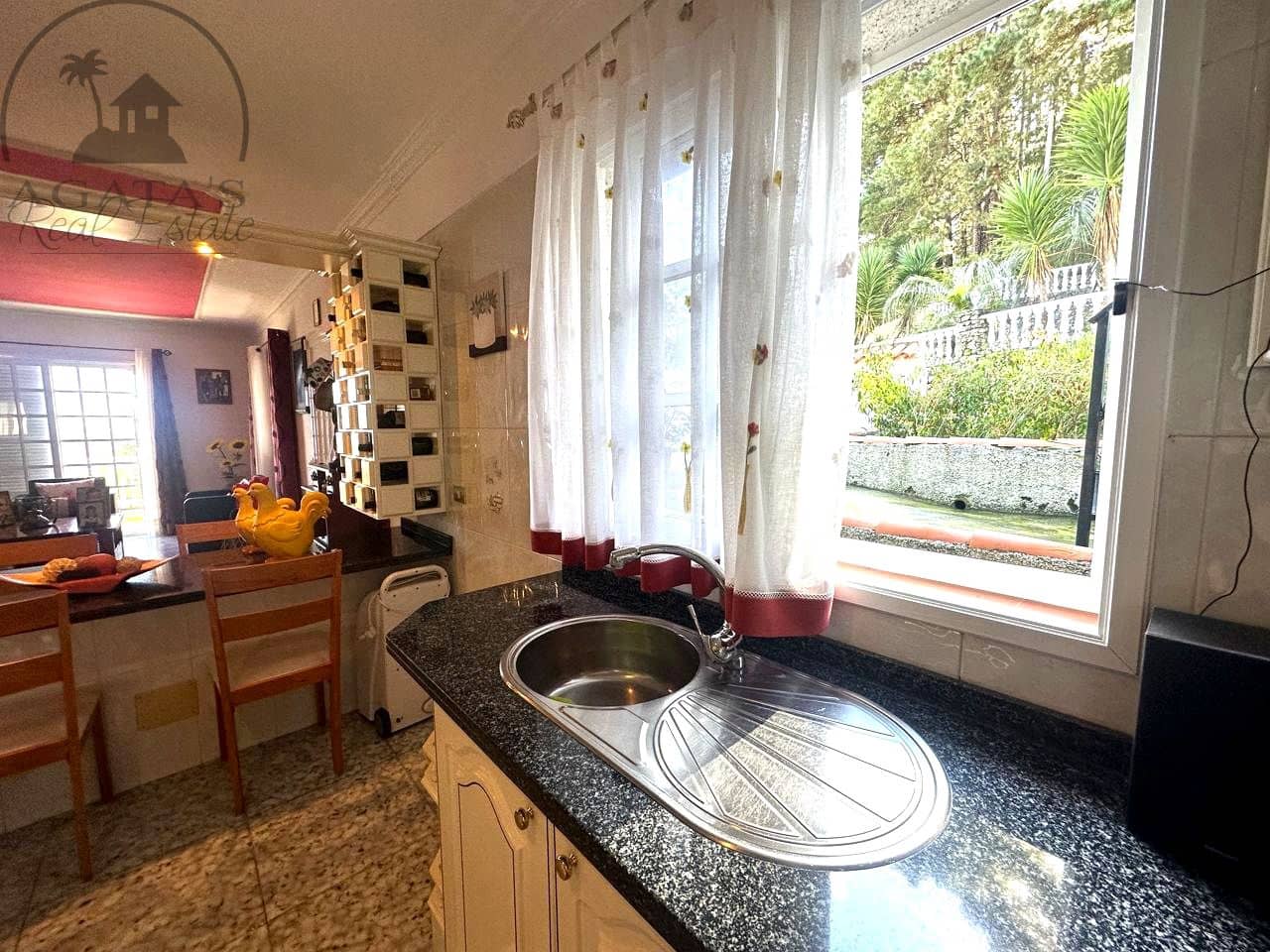 7 sovrum Villa till salu i Icod de los Vinos med garage - 650 000 € (Ref: 9592016)