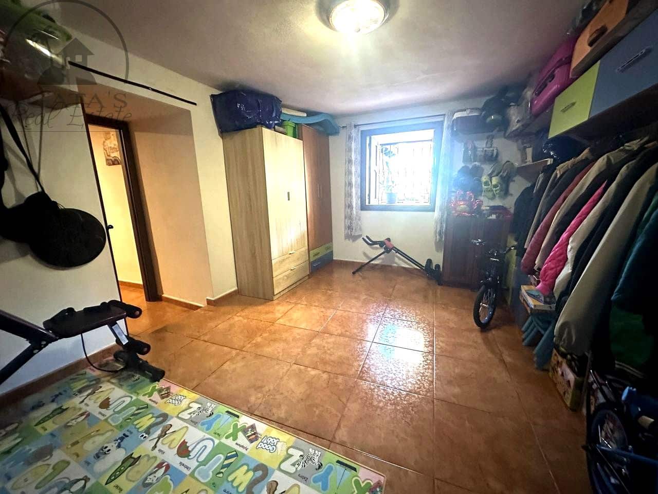 7 sovrum Villa till salu i Icod de los Vinos med garage - 650 000 € (Ref: 9592016)