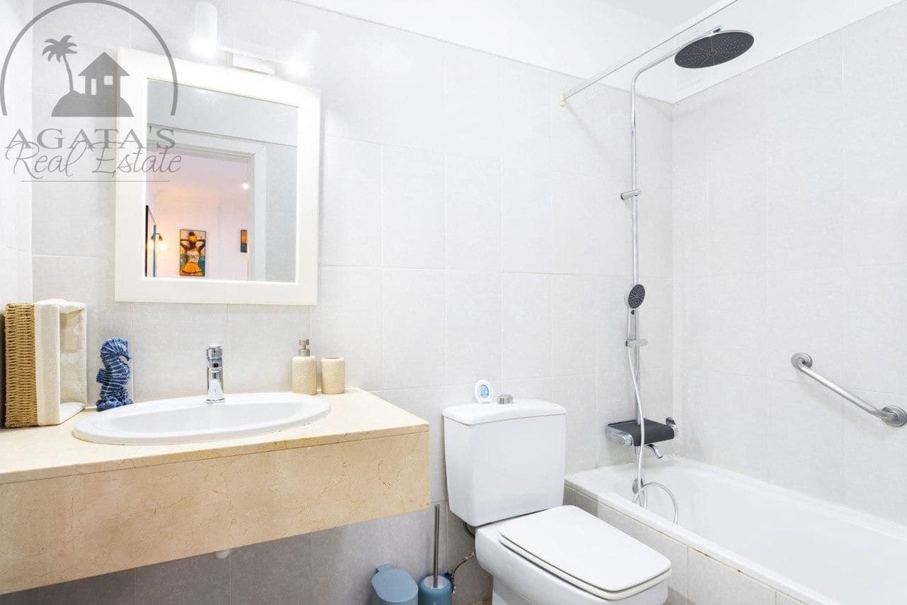 1 soverom Leilighet til leie i La Quinta med svømmebasseng - € 950 (Ref: 9618783)