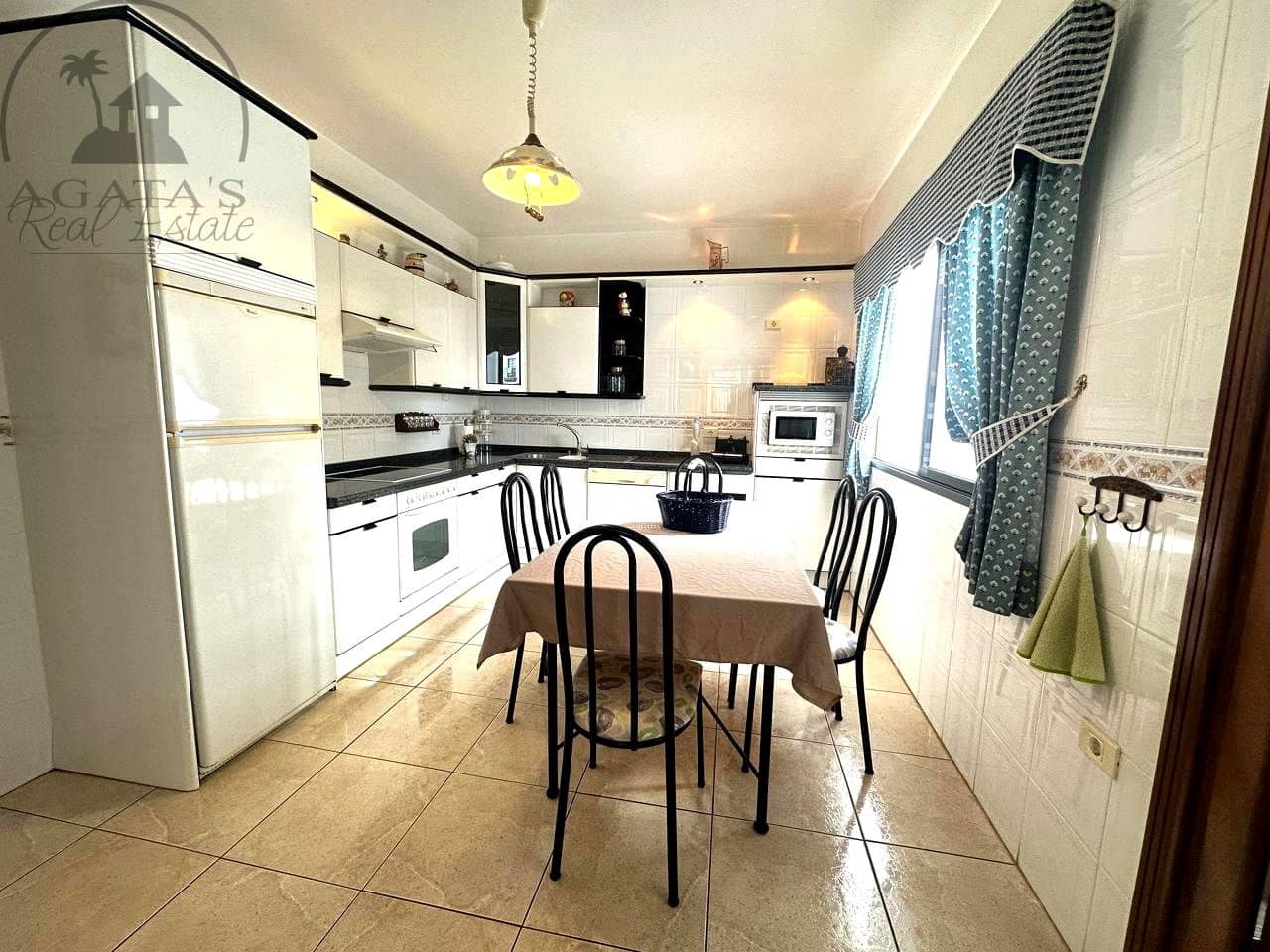 4 soveværelse Lejlighed til leje i Icod de los Vinos - € 1.150 (Ref: 9631377)