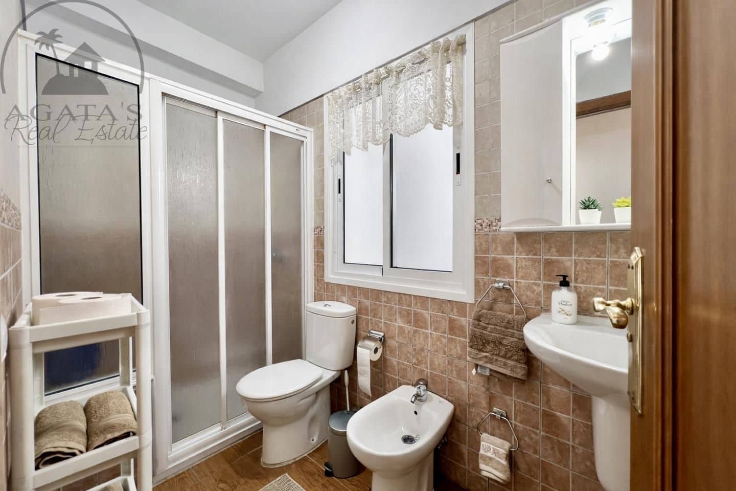 2 slaapkamer Flat te huur in Puerto de la Cruz - € 1.500 (Ref: 9650584)