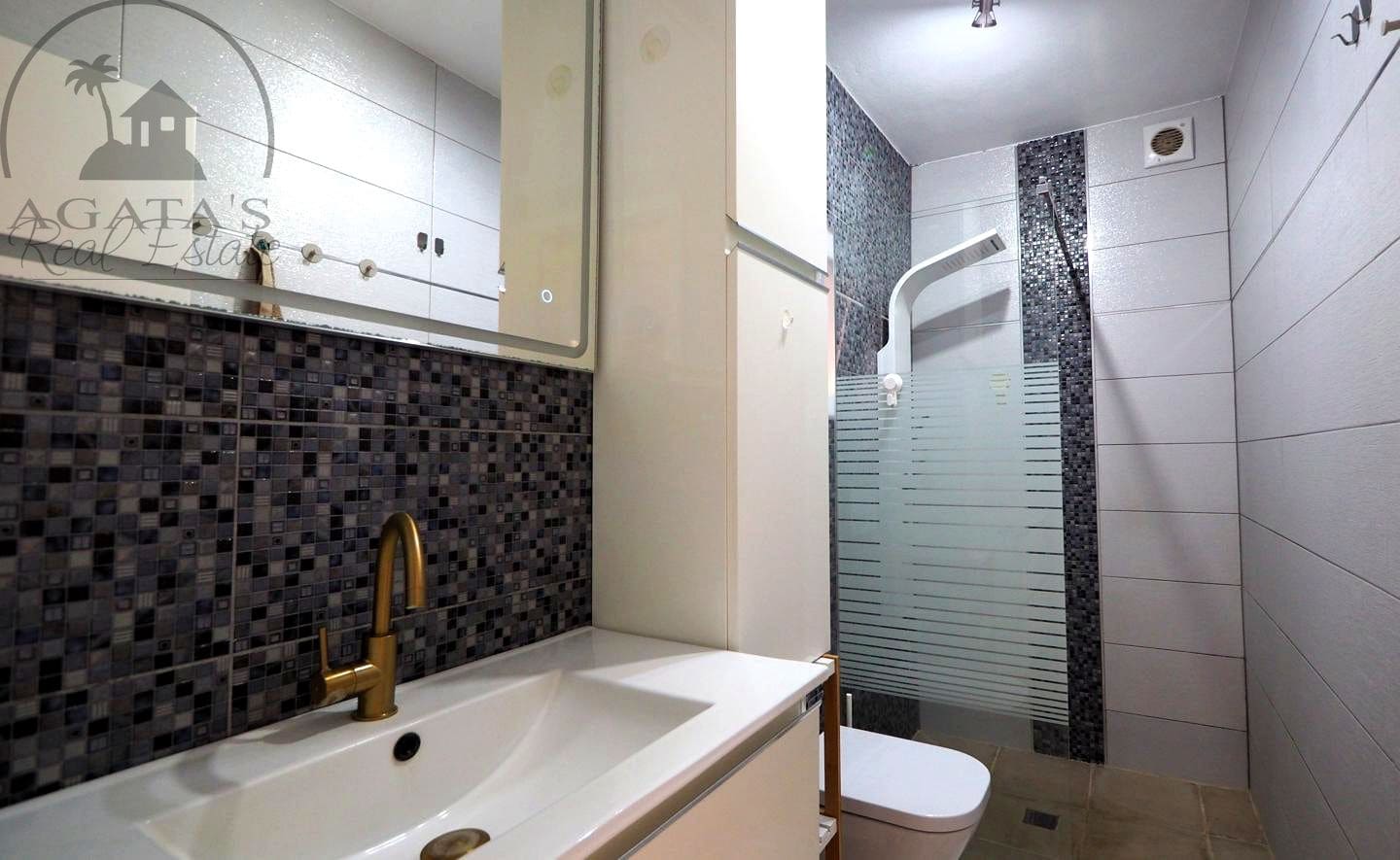 3 bedroom Villa for sale in Candelaria with pool - € 585,000 (Ref: 9658076)