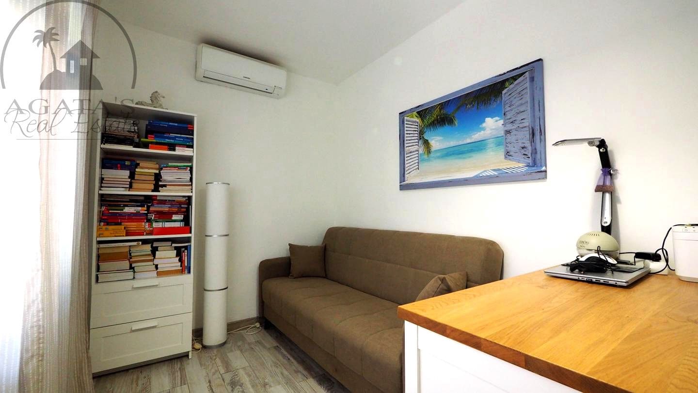 3 bedroom Villa for sale in Candelaria with pool - € 585,000 (Ref: 9658076)