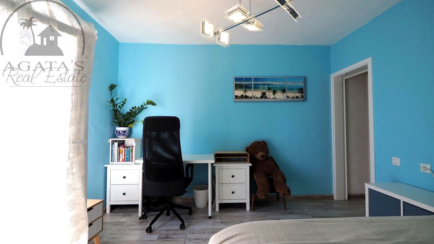 3 bedroom Villa for sale in Candelaria with pool - € 585,000 (Ref: 9658076)