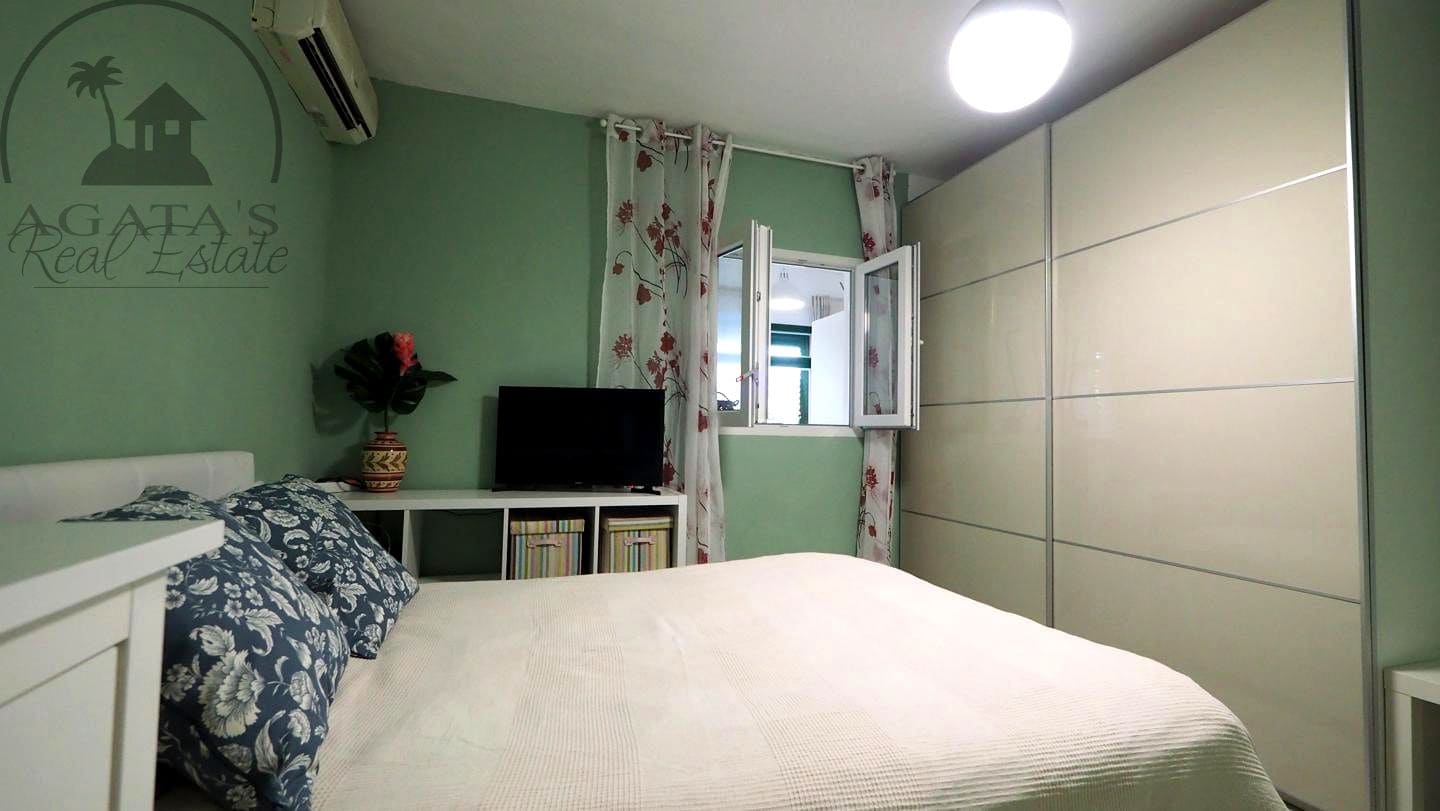 3 bedroom Villa for sale in Candelaria with pool - € 585,000 (Ref: 9658076)