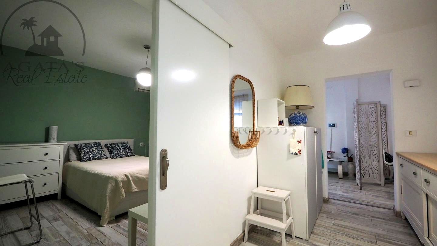 3 bedroom Villa for sale in Candelaria with pool - € 585,000 (Ref: 9658076)