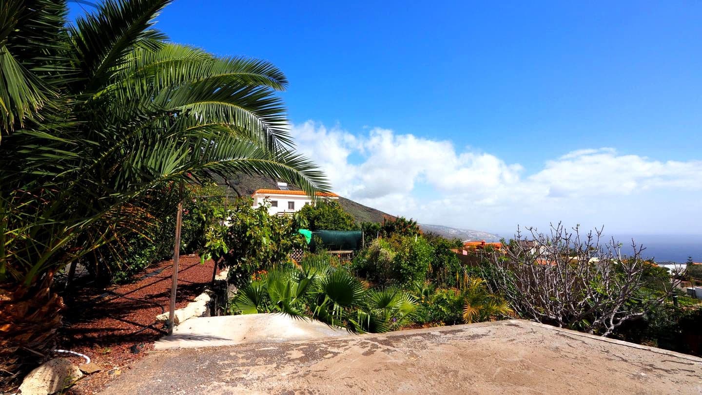 3 bedroom Villa for sale in Candelaria with pool - € 585,000 (Ref: 9658076)