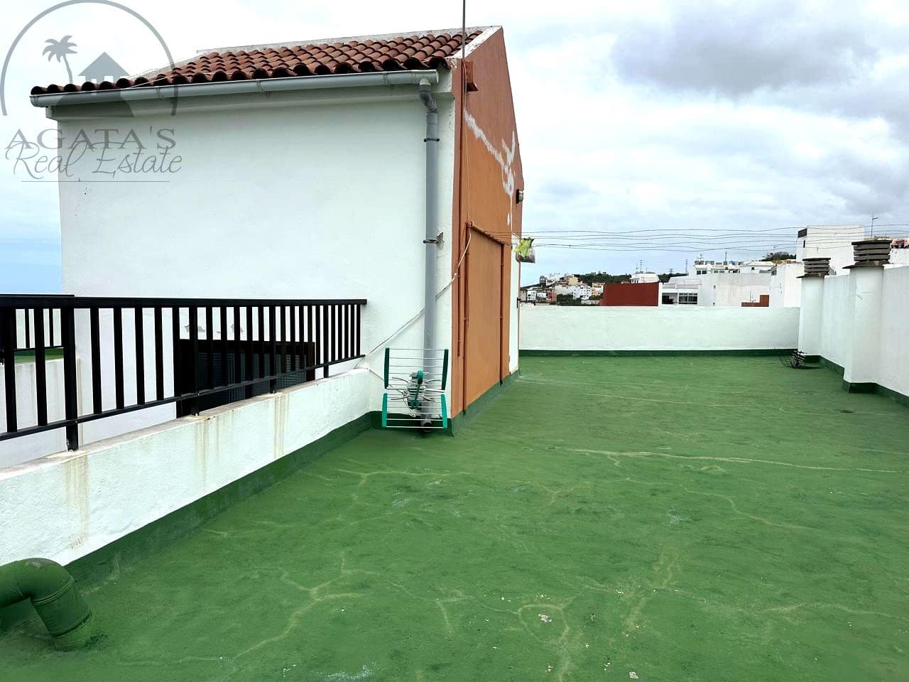 Piso de 4 habitaciones en Icod de los Vinos en venta con garaje - 265.000 € (Ref: 9744233)