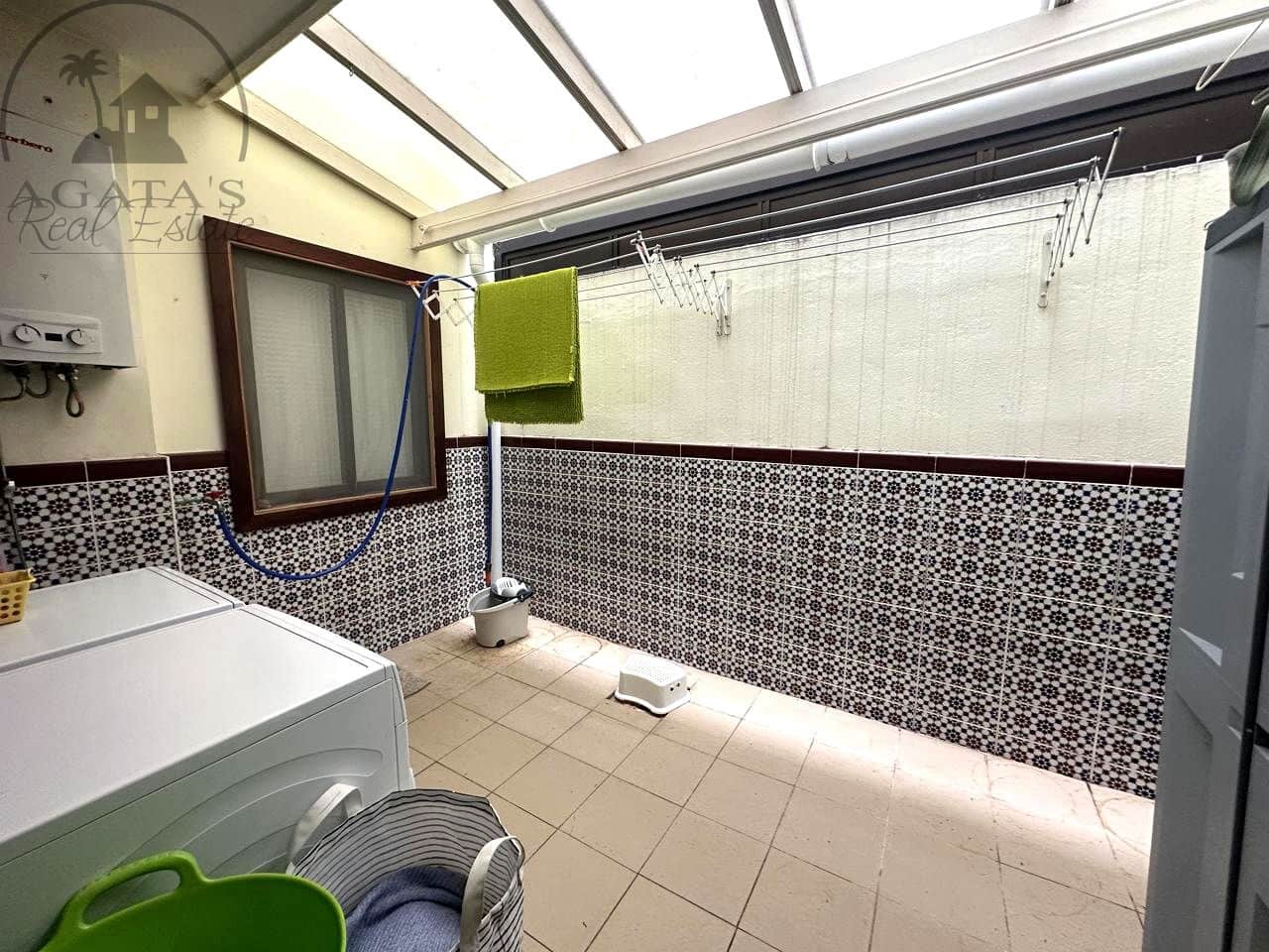 Piso de 4 habitaciones en Icod de los Vinos en venta con garaje - 265.000 € (Ref: 9744233)