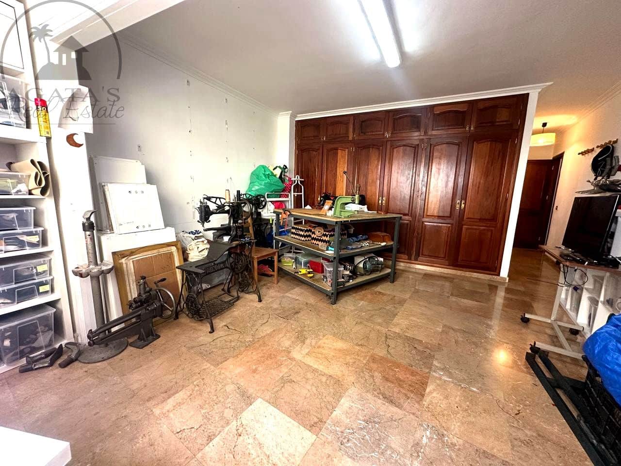 Piso de 4 habitaciones en Icod de los Vinos en venta con garaje - 265.000 € (Ref: 9744233)