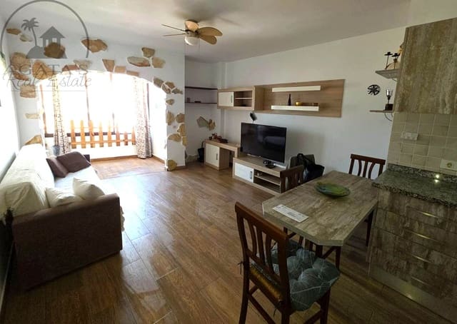 2 bedroom Flat for sale in Puerto Santiago, Santiago del Teide with garage - € 280,000 (Ref: 9749208)