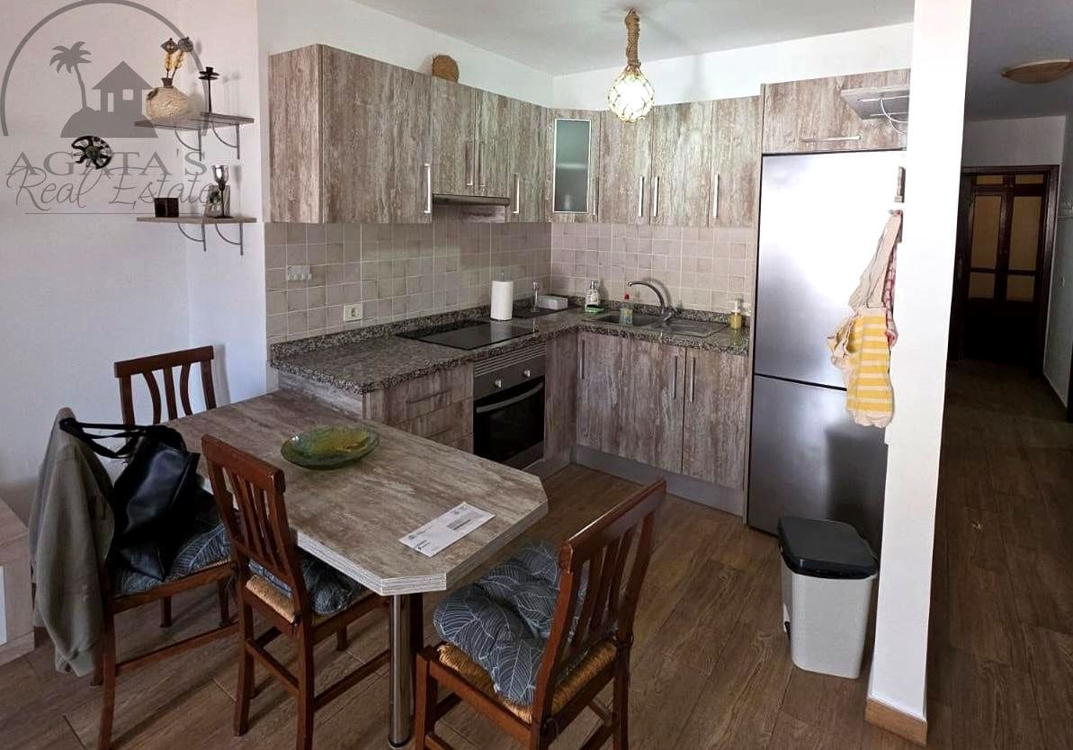 2 soverom Leilighet til salgs i Puerto Santiago med garasje - € 280 000 (Ref: 9749208)