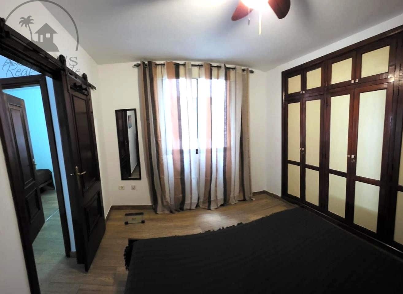 2 soverom Leilighet til salgs i Puerto Santiago med garasje - € 280 000 (Ref: 9749208)