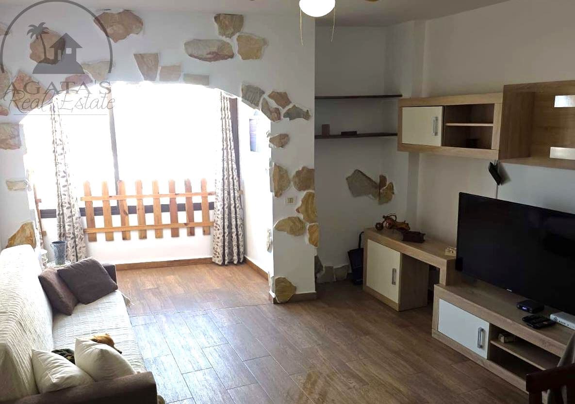 2 soverom Leilighet til salgs i Puerto Santiago med garasje - € 280 000 (Ref: 9749208)