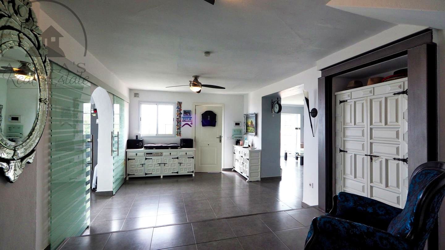 3 slaapkamer Villa te koop in La Guancha - € 693.000 (Ref: 9753721)