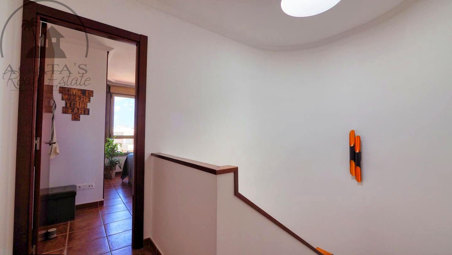 2 soveværelse Villa til salg i La Tejita med swimmingpool - € 420.000 (Ref: 9770099)