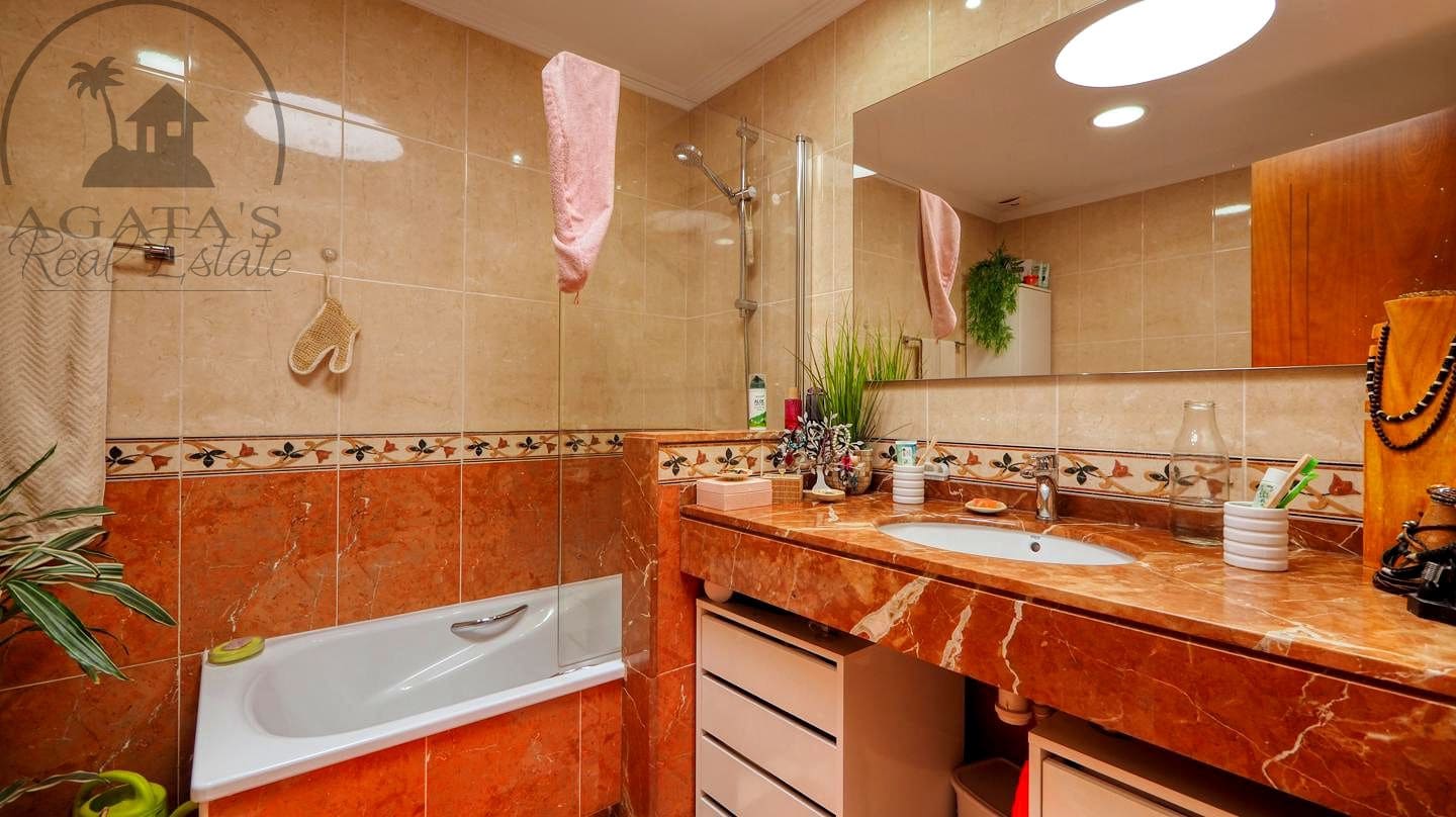 2 soveværelse Villa til salg i La Tejita med swimmingpool - € 420.000 (Ref: 9770099)