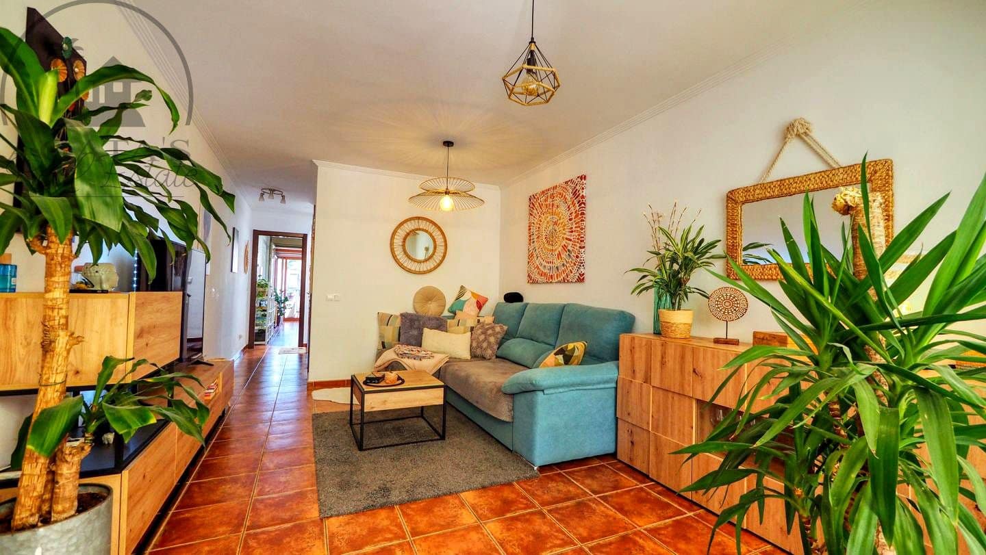 2 soveværelse Villa til salg i La Tejita med swimmingpool - € 420.000 (Ref: 9770099)