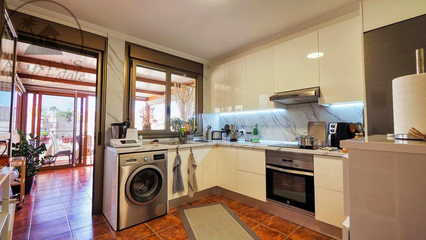 2 soveværelse Villa til salg i La Tejita med swimmingpool - € 420.000 (Ref: 9770099)