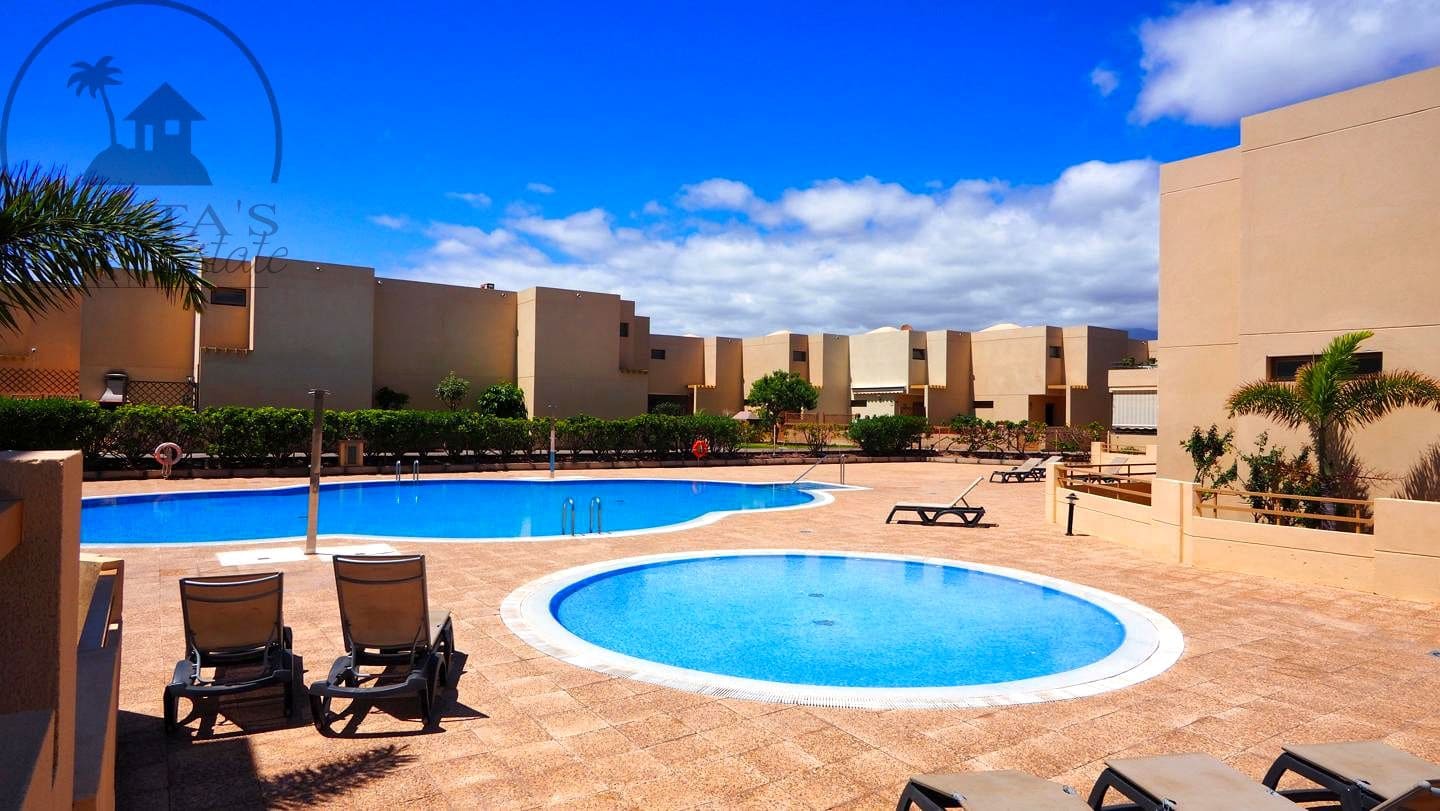 2 soveværelse Villa til salg i La Tejita med swimmingpool - € 420.000 (Ref: 9770099)