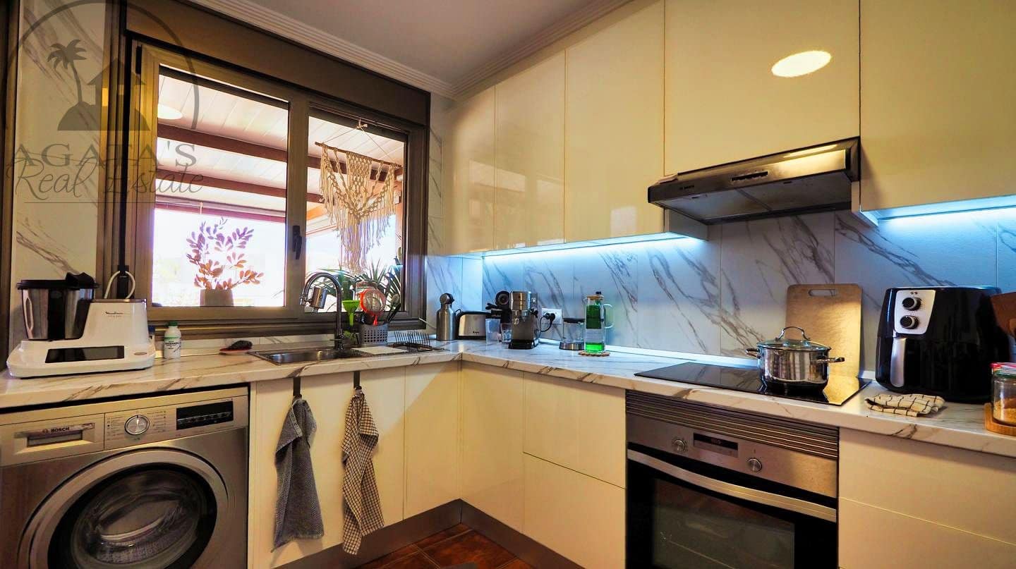 2 soveværelse Villa til salg i La Tejita med swimmingpool - € 420.000 (Ref: 9770099)