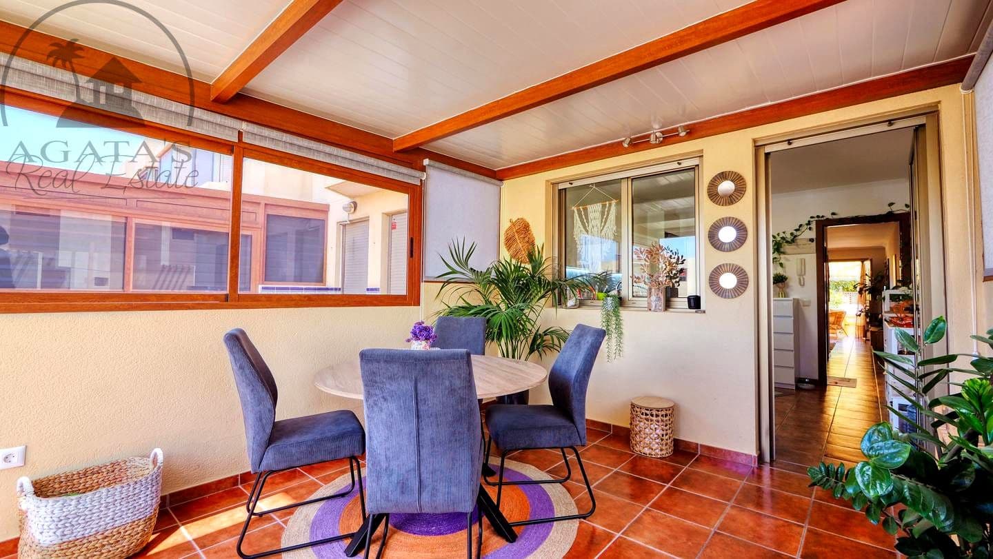 2 soveværelse Villa til salg i La Tejita med swimmingpool - € 420.000 (Ref: 9770099)