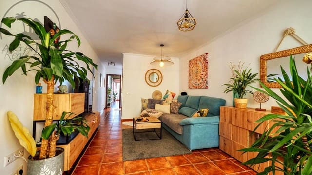 2 soveværelse Villa til salg i La Tejita, Granadilla de Abona med swimmingpool - € 420.000 (Ref: 9770099)