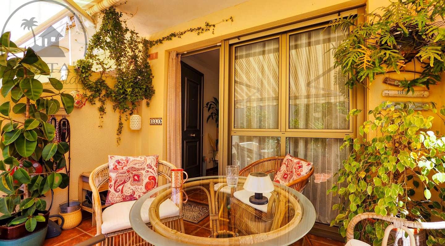 2 soveværelse Villa til salg i La Tejita med swimmingpool - € 420.000 (Ref: 9770099)