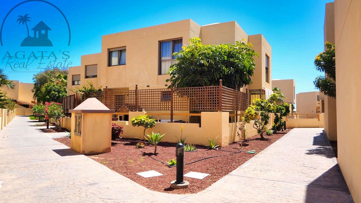 2 soveværelse Villa til salg i La Tejita med swimmingpool - € 420.000 (Ref: 9770099)