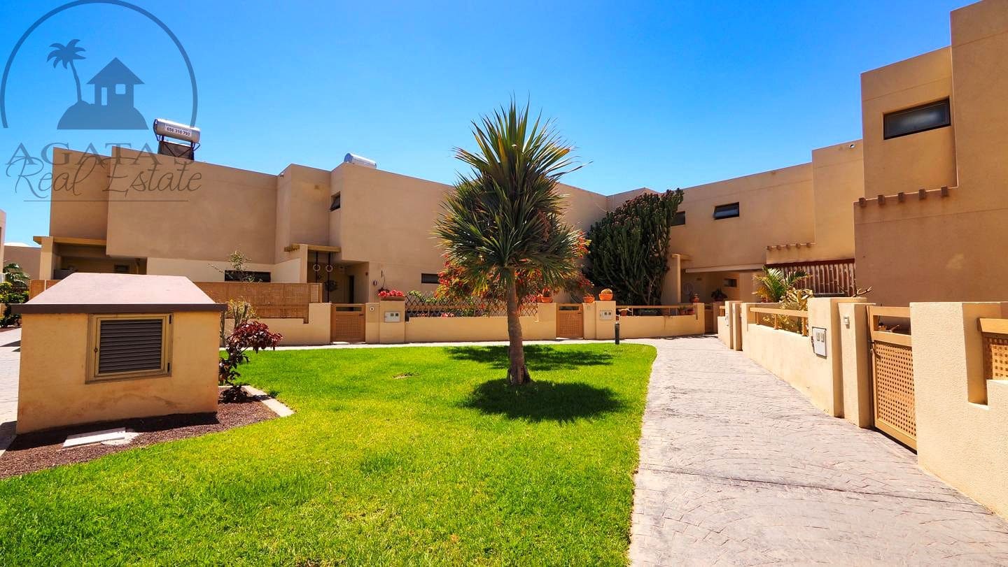 2 soveværelse Villa til salg i La Tejita med swimmingpool - € 420.000 (Ref: 9770099)