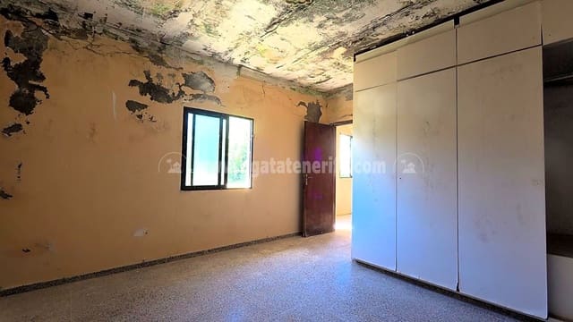 2 slaapkamer Villa te koop in Icod de los Vinos - € 130.000 (Ref: 9795156)