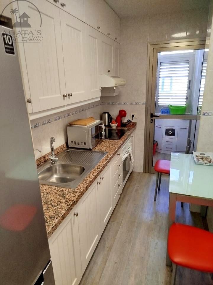 2 Zimmer Wohnung zu vermieten in Los Abrigos mit Garage - 1.350 € (Ref: 9808938)