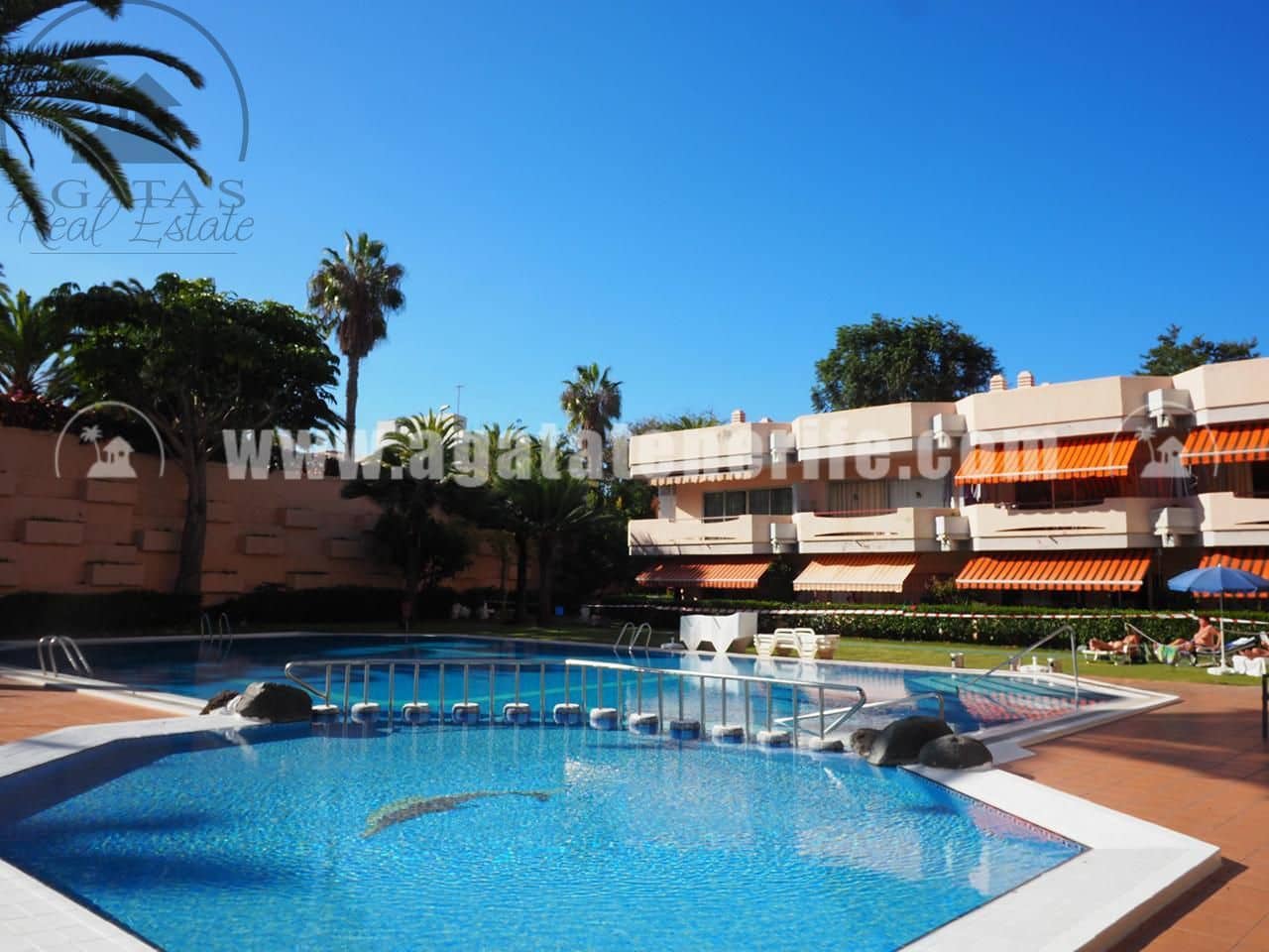 Flat te koop in Puerto de la Cruz met zwembad - € 180.000 (Ref: 9826129)