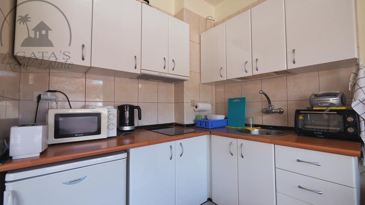 Flat te koop in Puerto de la Cruz met zwembad - € 180.000 (Ref: 9826129)