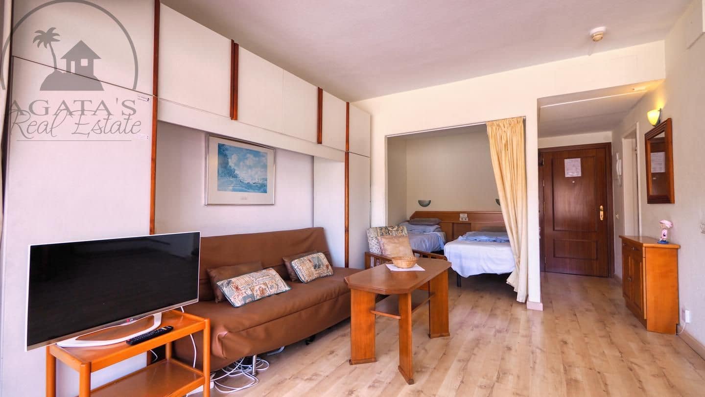 Flat te koop in Puerto de la Cruz met zwembad - € 180.000 (Ref: 9826129)