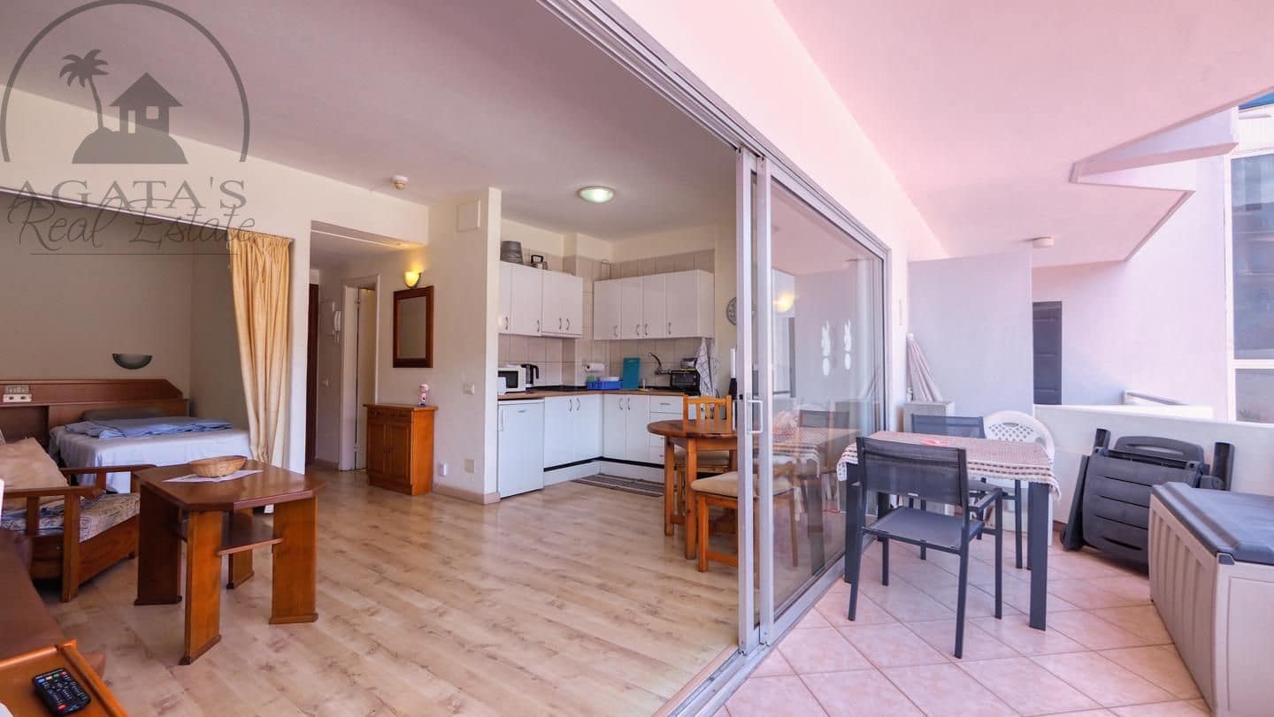Flat te koop in Puerto de la Cruz met zwembad - € 180.000 (Ref: 9826129)