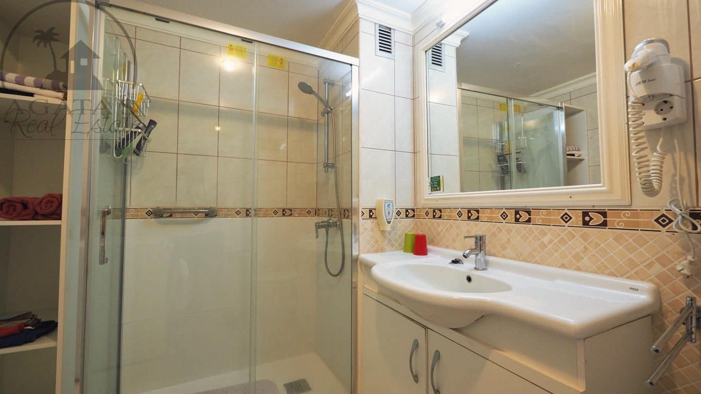 Flat te koop in Puerto de la Cruz met zwembad - € 180.000 (Ref: 9826129)