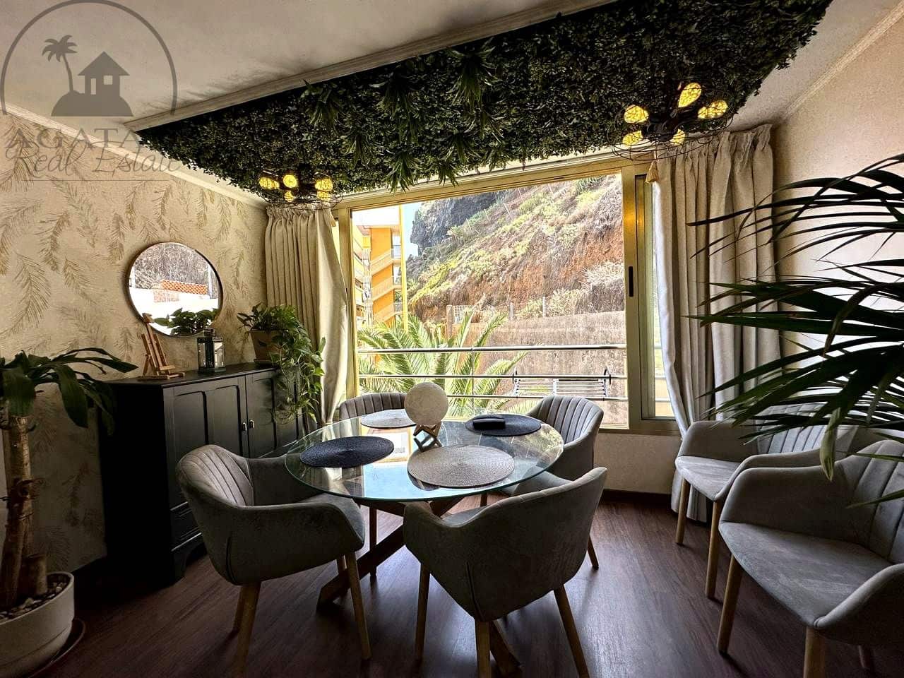 2 bedroom Flat for sale in Puerto de la Cruz with pool - € 225,000 (Ref: 9834130)