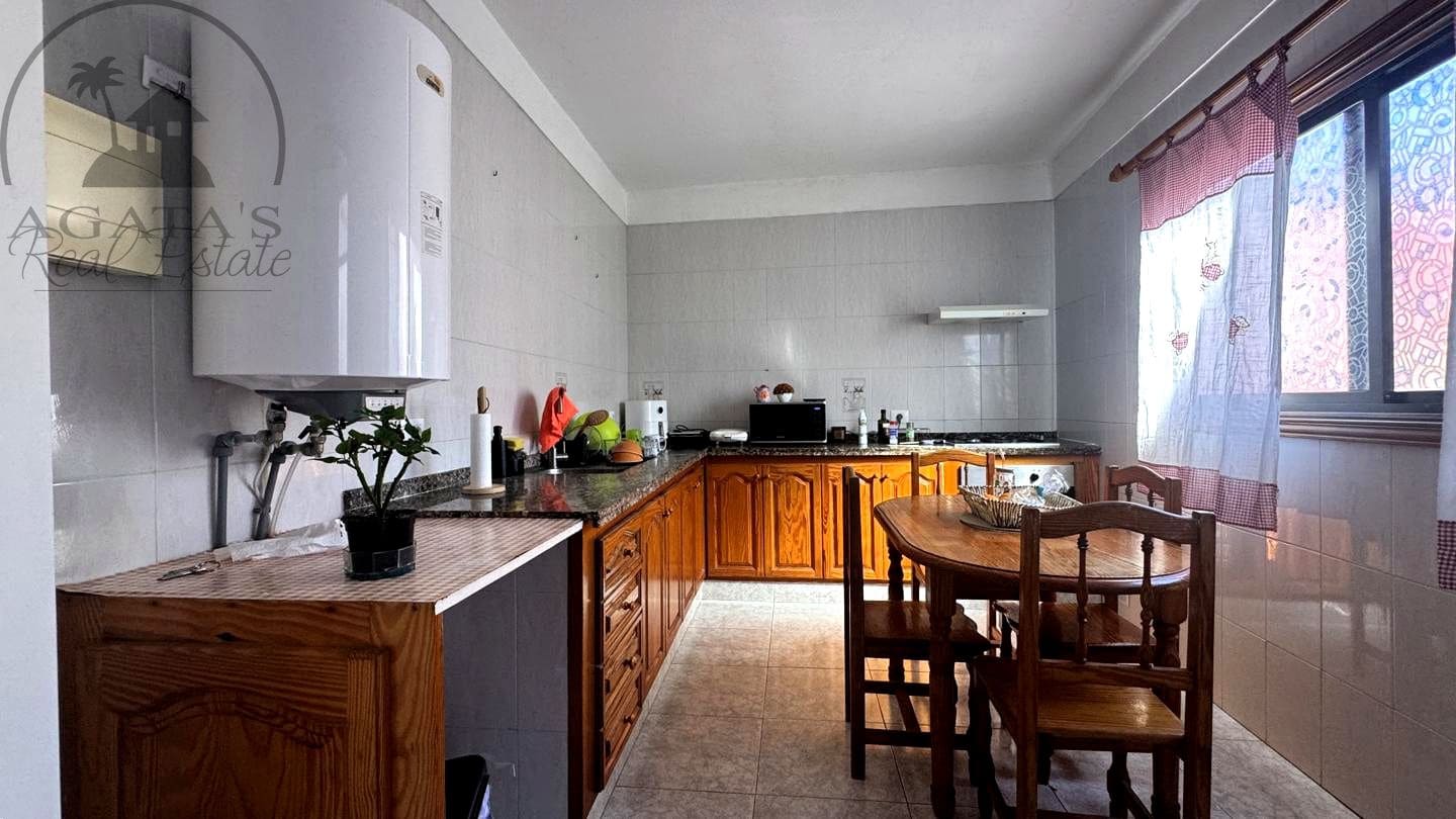 3 bedroom Flat for sale in Icod de los Vinos - € 165,000 (Ref: 9840807)