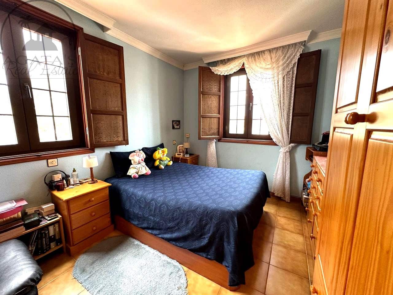 5 chambre Villa/Maison à vendre à San Cristobal de La Laguna avec garage - 480 000 € (Ref: 9847774)