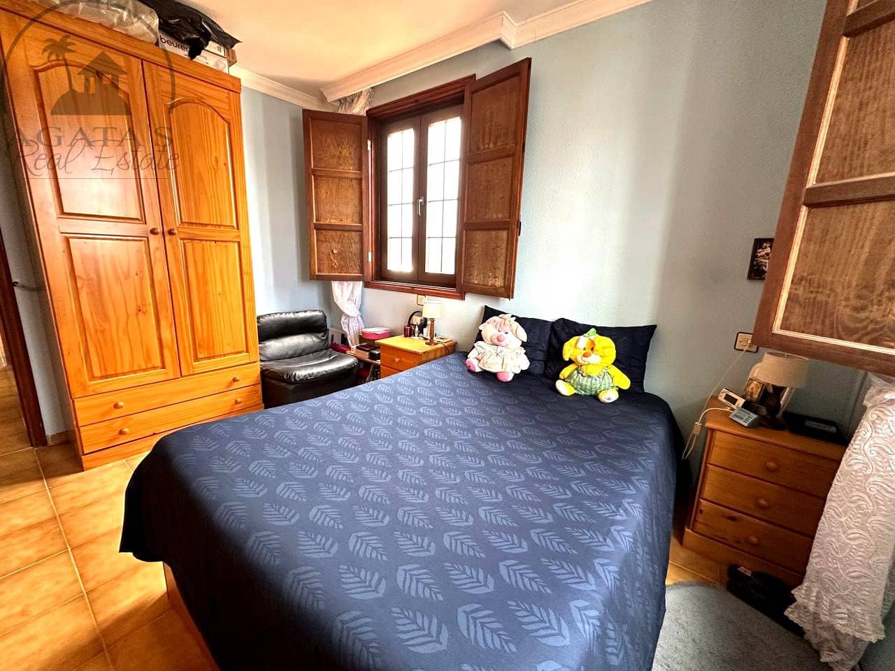 5 chambre Villa/Maison à vendre à San Cristobal de La Laguna avec garage - 480 000 € (Ref: 9847774)