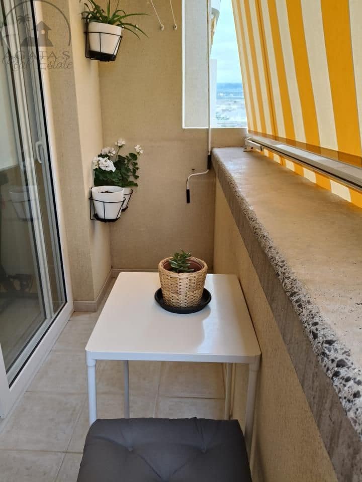 2 bedroom Flat for sale in Los Abrigos with garage - € 273,500 (Ref: 9863972)