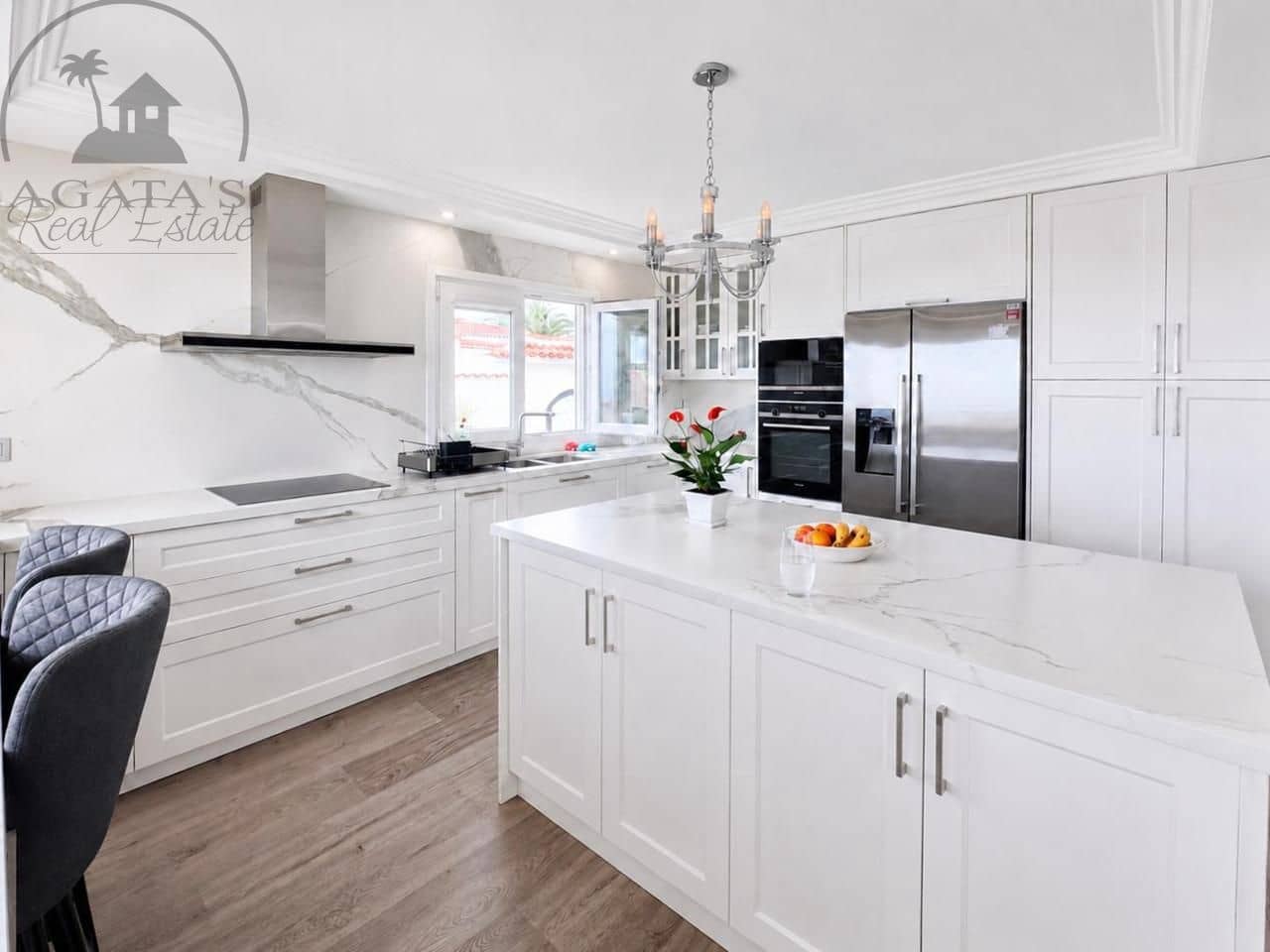 3 soveværelse Villa til salg i Los Realejos med garage - € 775.000 (Ref: 9873915)